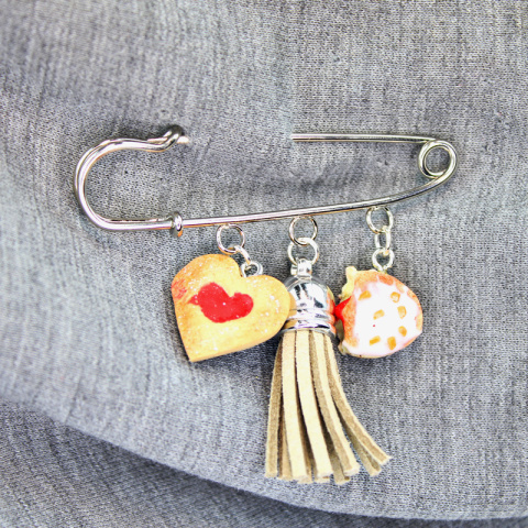 Broszka ciastko serce