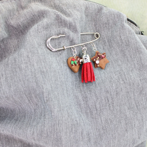 Broszka świąteczna