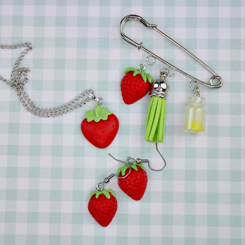 Kolczyki truskawki