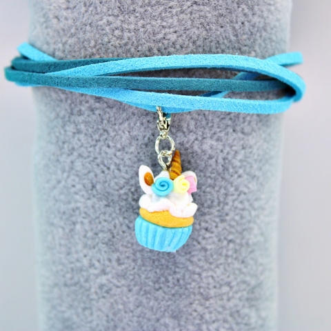 Zawieszka charms babeczka jednorożec Zawieszka charms babeczka jednorożec