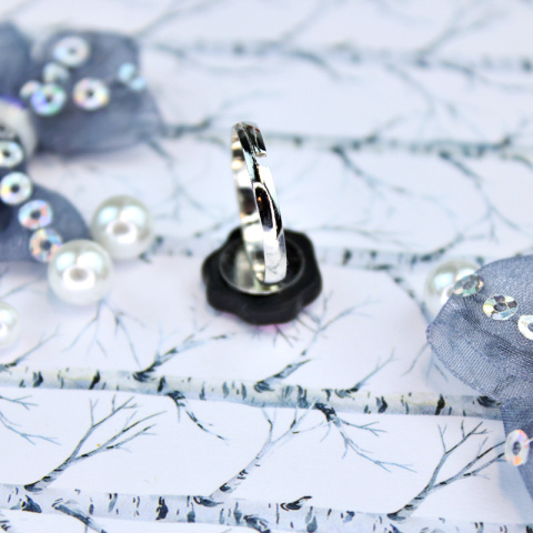 Pierścionek z łapką