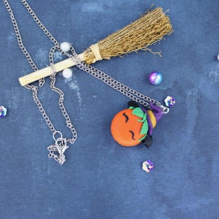 Naszyjnik stworek Halloween