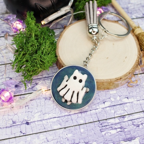 Brelok kot Halloween