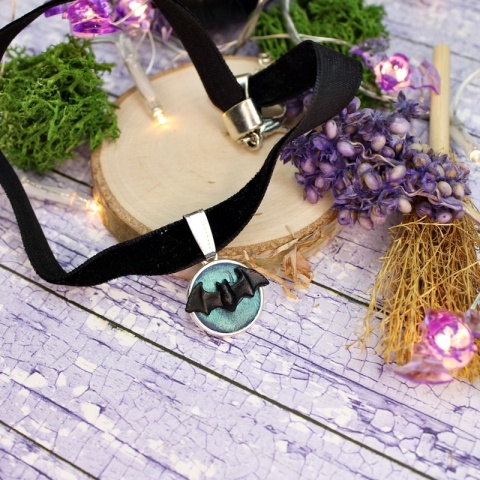 Naszyjnik choker nietoperz